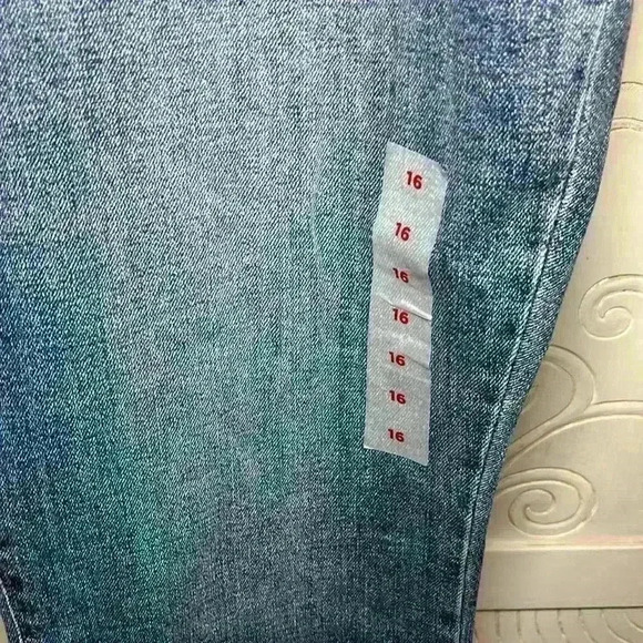 NWT Old Navy High-Rise OG Straight Courtney Jeans Denim Medium Wash Size 16 - Picture 3 of 11